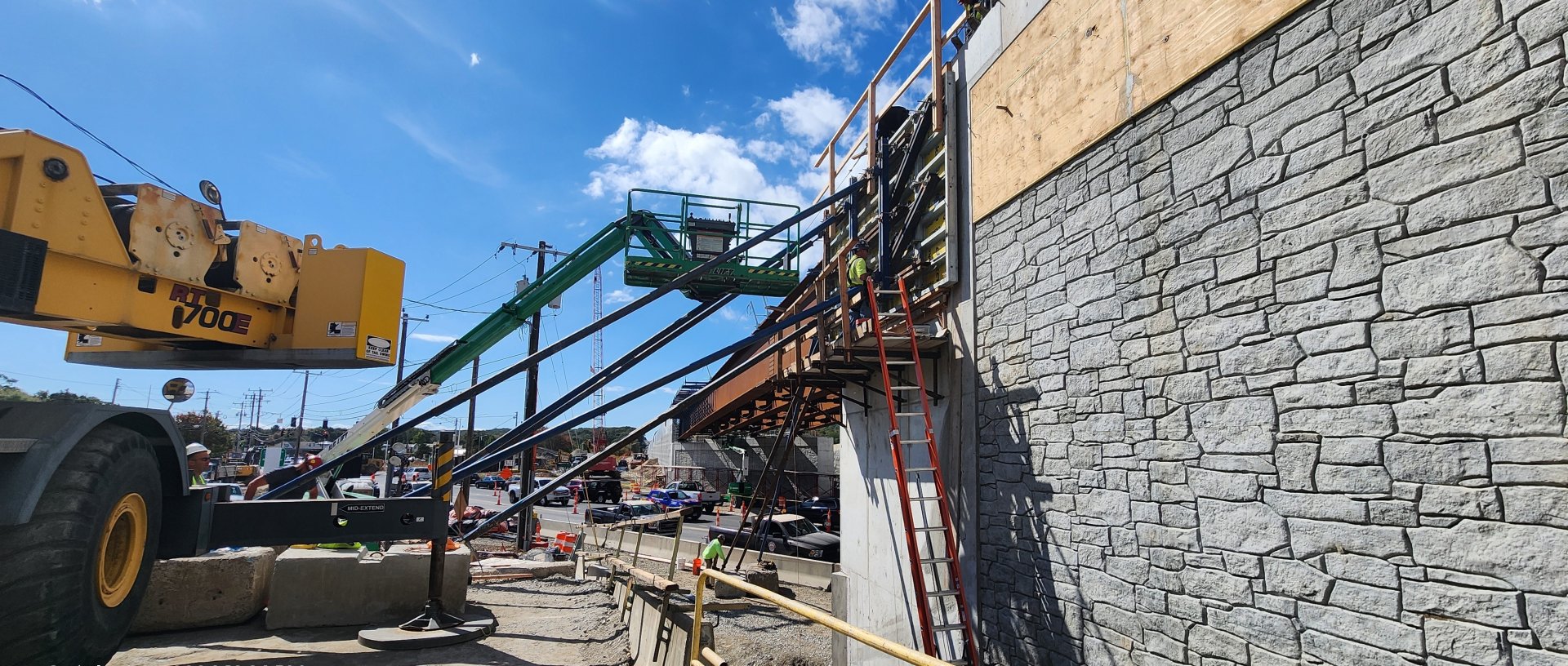 Bridge 0250 Abutment 2 Cheekwall Formwork